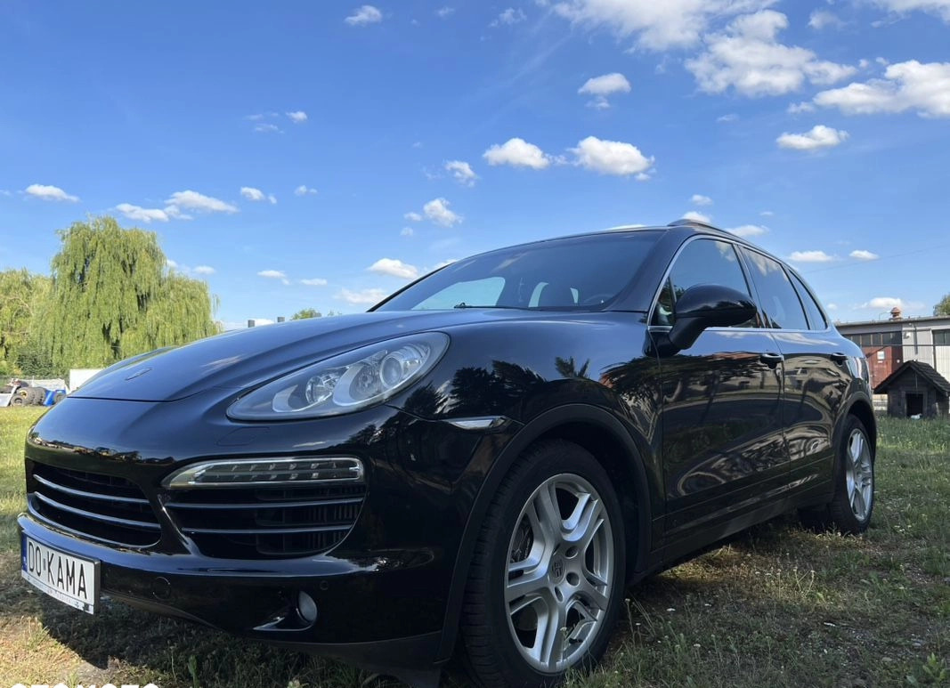 Porsche Cayenne cena 95500 przebieg: 269000, rok produkcji 2012 z Puławy małe 497